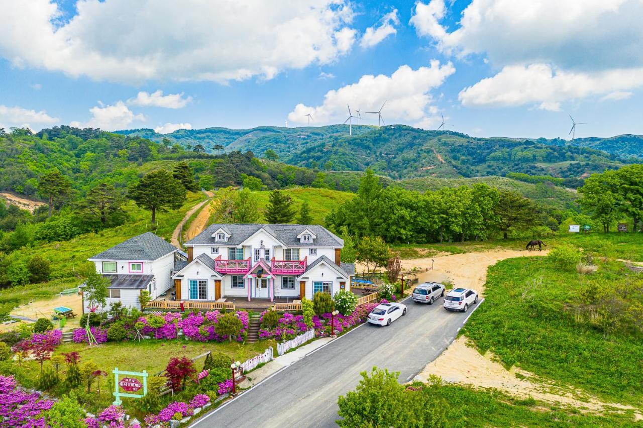 Pungcha & Herb Pension Pyeongchang Exterior photo