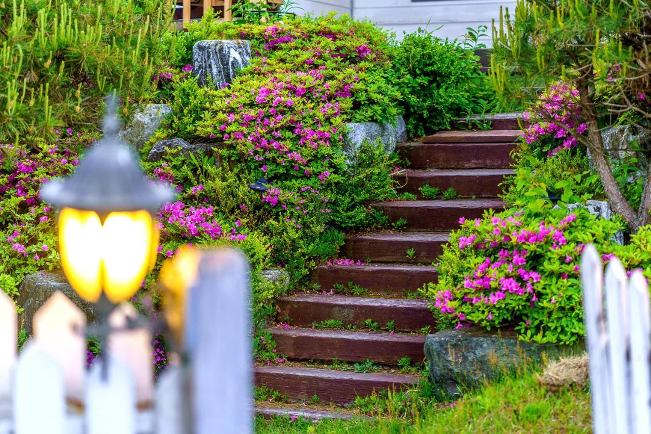 Pungcha & Herb Pension Pyeongchang Exterior photo