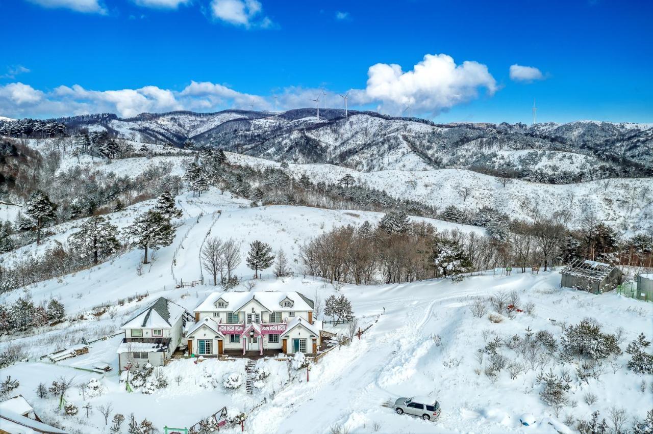 Pungcha & Herb Pension Pyeongchang Exterior photo