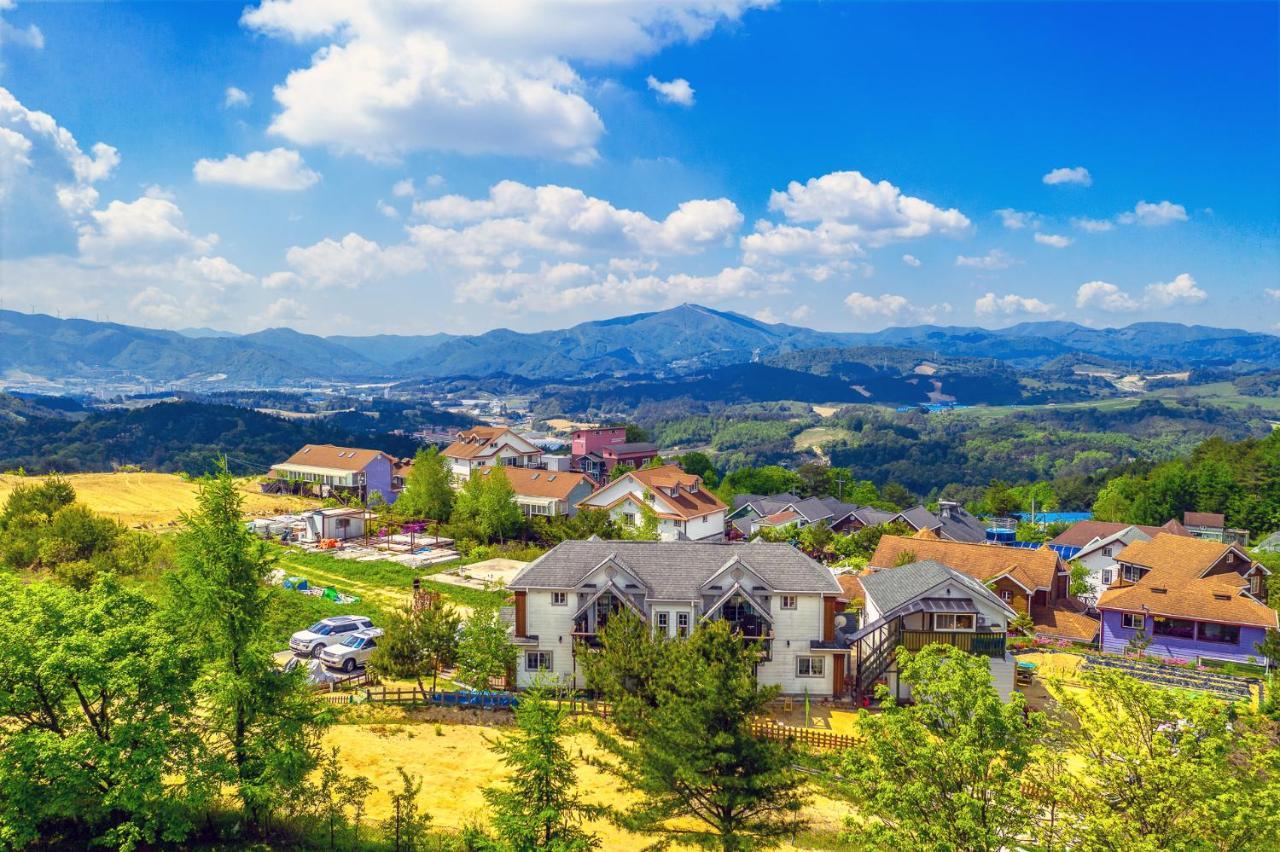 Pungcha & Herb Pension Pyeongchang Exterior photo