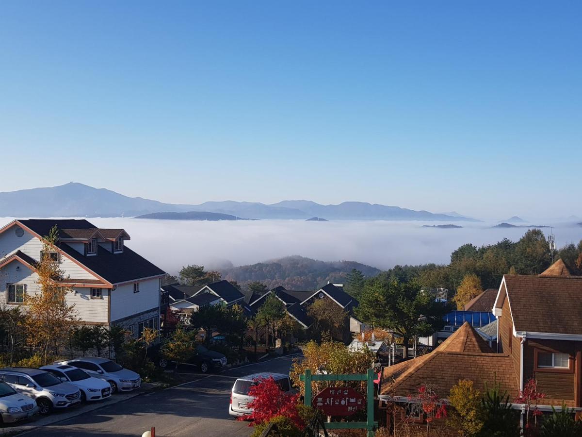 Pungcha & Herb Pension Pyeongchang Exterior photo